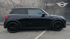 MINI Hatchback 1.5 Cooper Exclusive 3dr Auto Petrol Hatchback